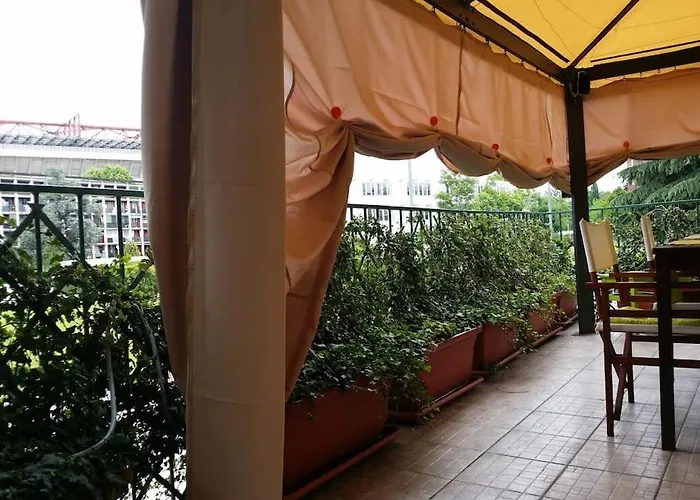 Vicino Allo Stadio Di San Siro E Fiera *