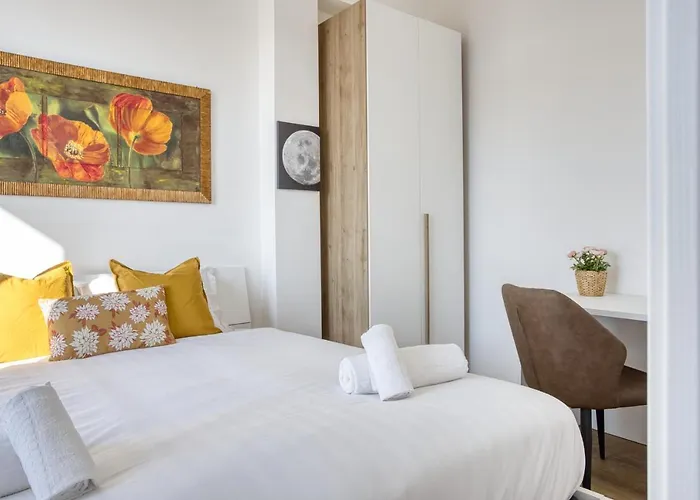 Joivy Comfy Flat With Balcony