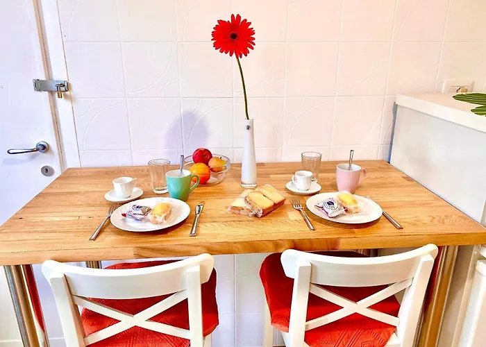 Cosy And Lovely Flat With View On Nature Milánó