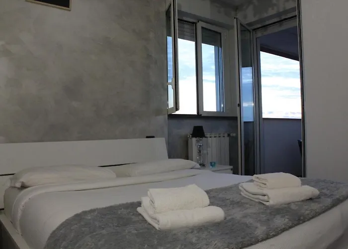 View Living * Milan