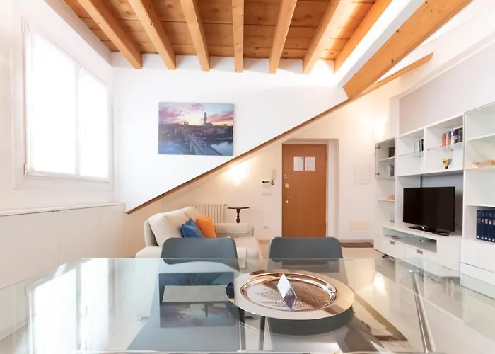 Apartmán Mansarda Cola