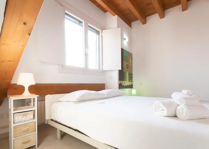 Apartmán Mansarda Cola Milán