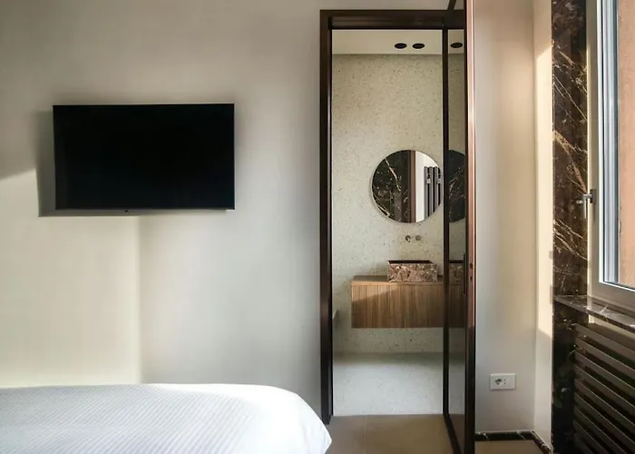 Repubblica Lux * Milánó