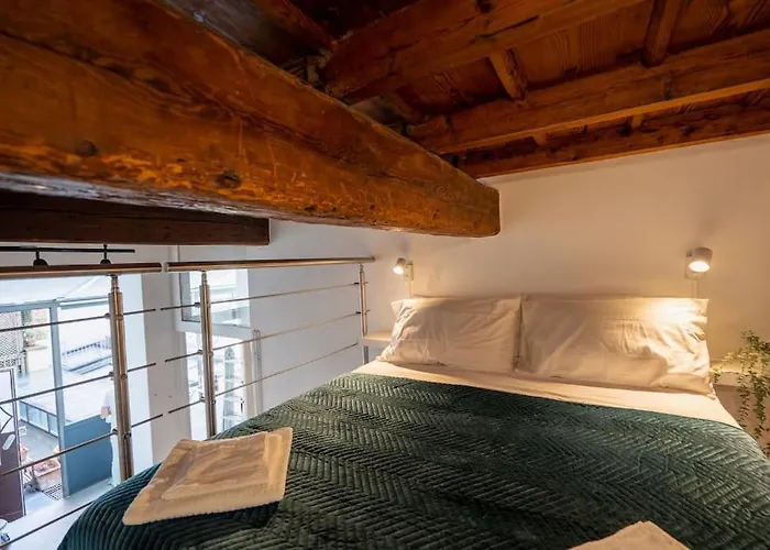 Апартаменты Borromei's Nest - Loft Милан