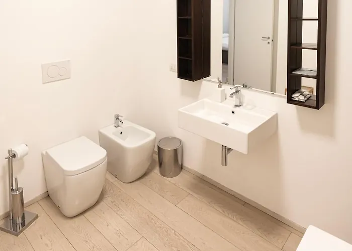 Elegante E Spazioso Quadrilocale In Porta Venezia Apartament *
