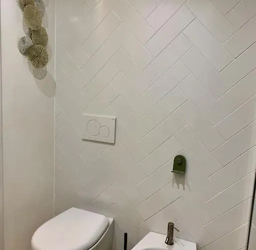 Lovely Flat In Bocconi * Milánó