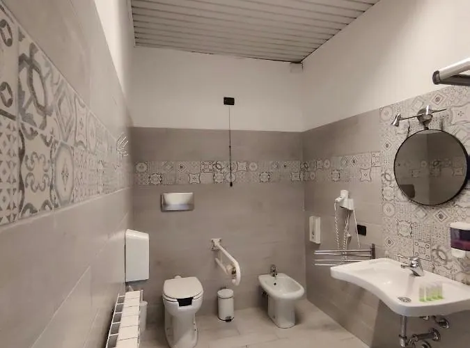 Cascina Bellaria Hostel *