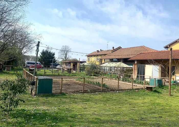 Cascina Bellaria Hostel Milán