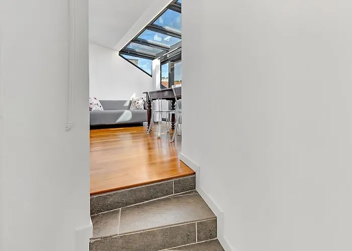 Cosmopolitan Loft Nel Centro Di Milano, Via Sottocorno 아파트 *