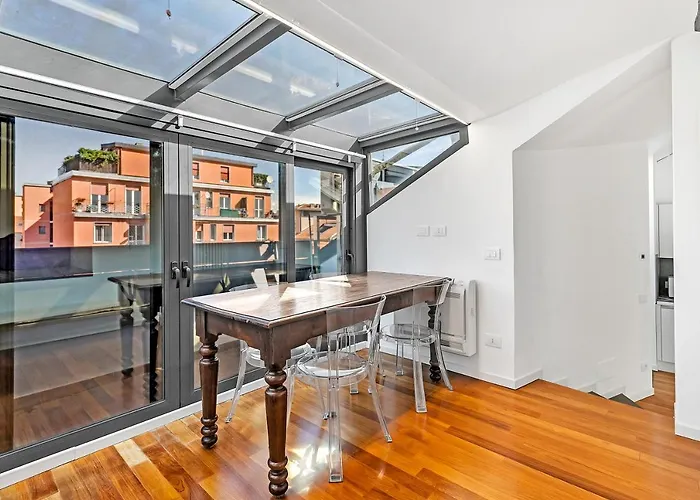 Cosmopolitan Loft Nel Centro Di Milano, Via Sottocorno 아파트