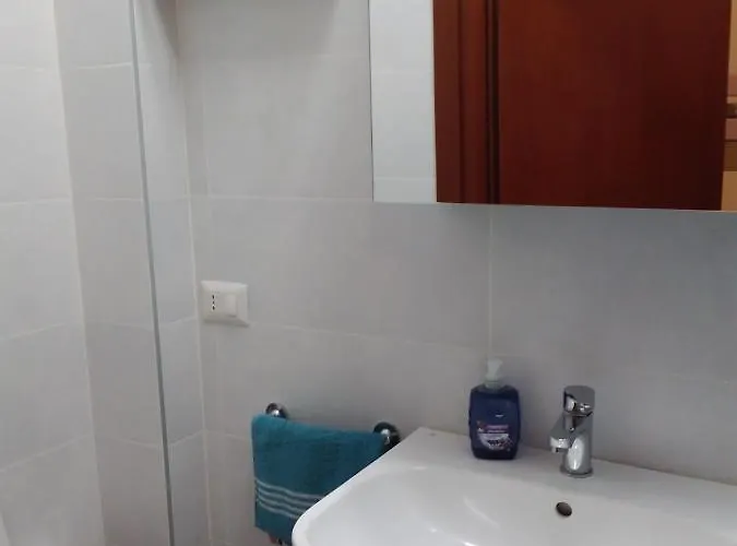 Πανσιόν Gigli, Con Cucina In Comune E Terrazza Μιλάνο