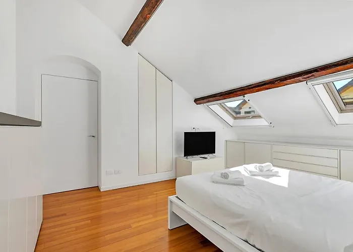 아파트 Cosmopolitan Loft Nel Centro Di Milano, Via Sottocorno 밀라노
