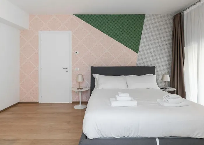 Italianway Collection - Corso 11 * Milan