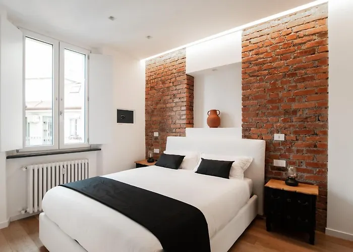 Ross Quadrell - Apartment Milan
