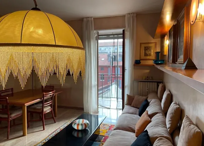 Navigli Hideaway - 5 Minutes From Metro Apartamento