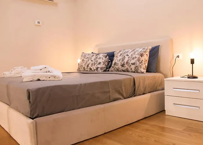 Yr Bocconi- Modern Loft, 3 Min Walk To Duomo Tram Vakantiehuis Milaan
