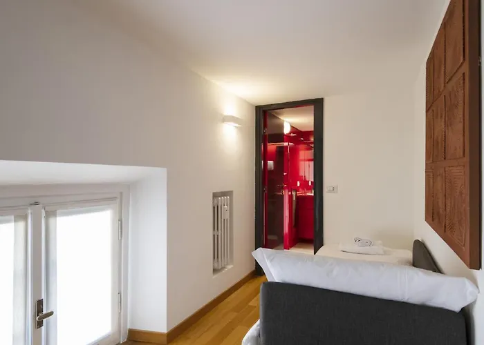Easylife - Elegante Dimora A Due Passi Dal Duomo * Milano