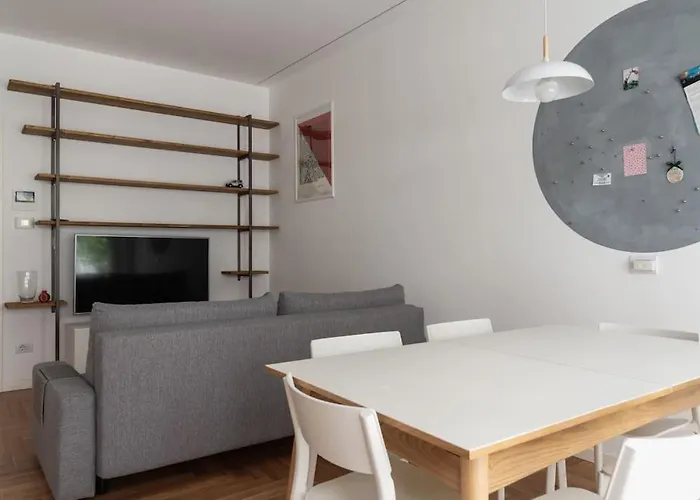 Youhosty - Doria24 * Mailand