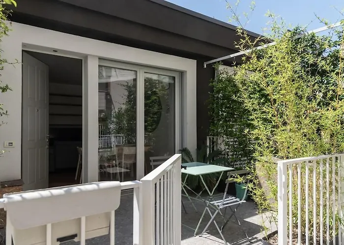 Youhosty - Doria24 * Mailand