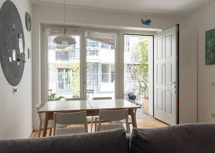 Youhosty - Doria24 * Mailand