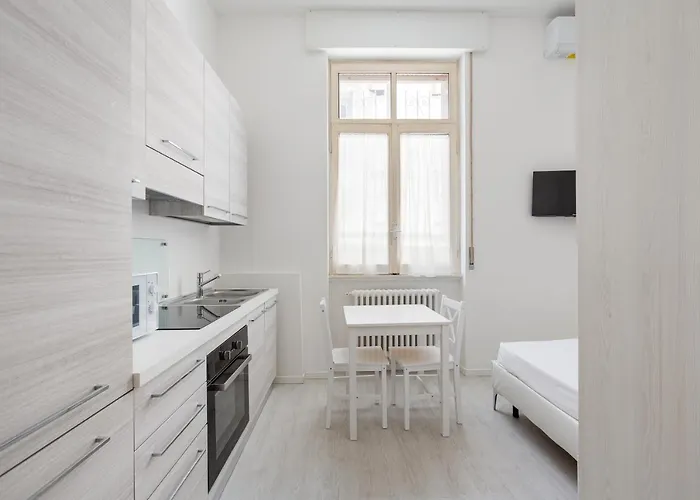 Guesthost - Niguarda Private 15sqm Apartman Milánó