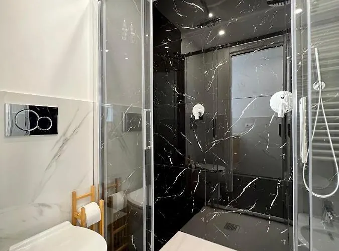 Central Luxe Haven Apartmán *