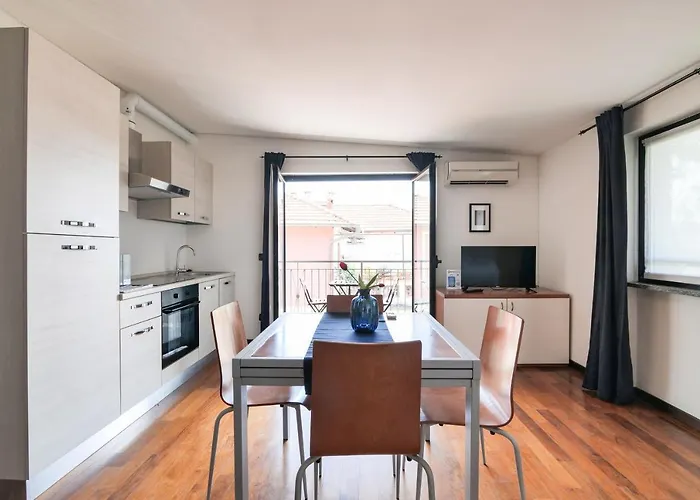 Primopiano - Euclide Apartman