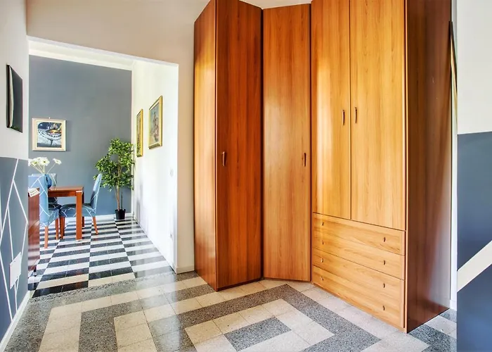 아파트 Joivy Stylish Flat In Porta Genova