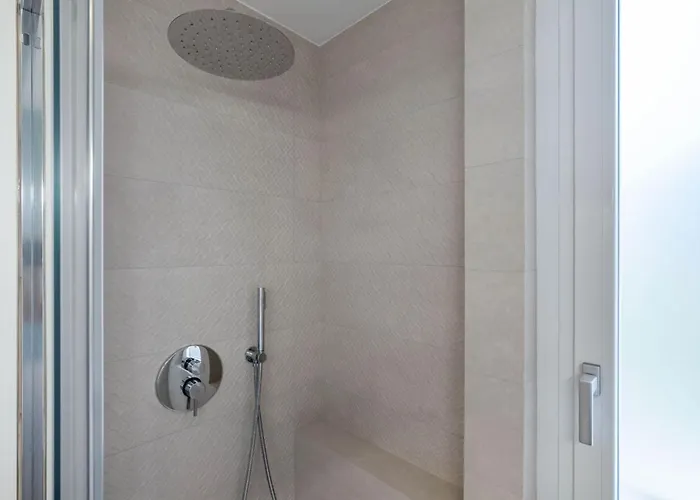 Easylife - Milano- Privata Angera 10s - * 밀라노