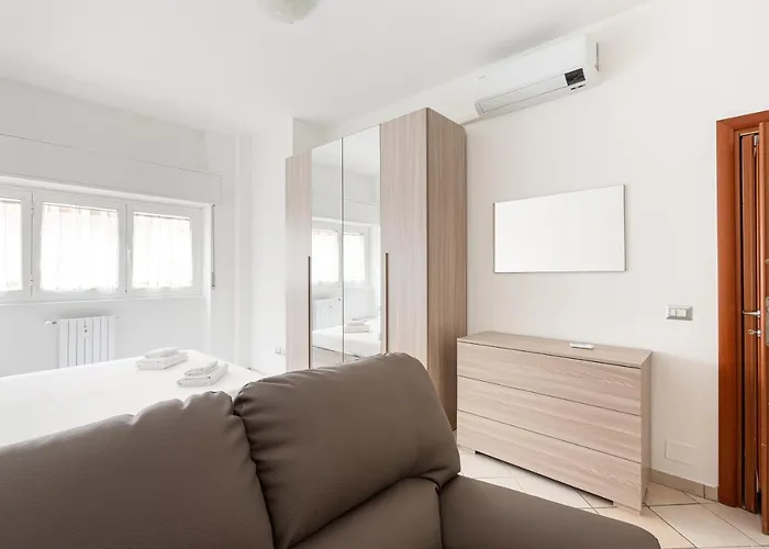 Ripamonti Budget With Small Balcony Апартаменты