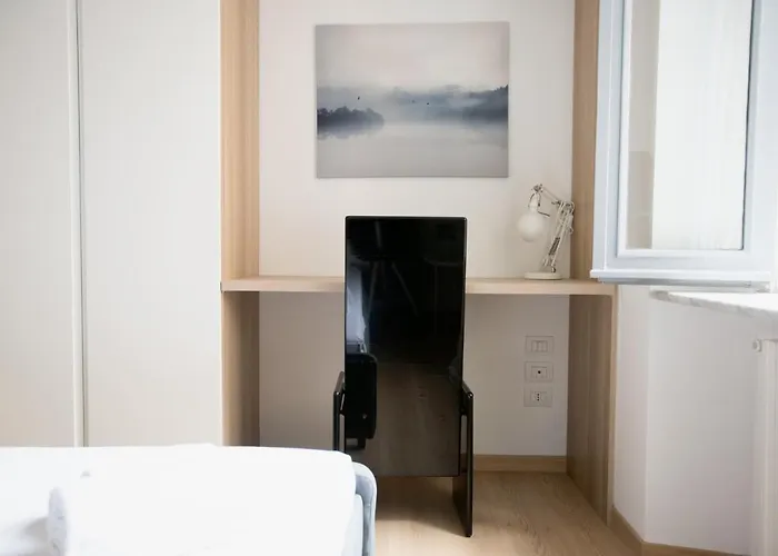 Easylife - - Lanzone 39 - Sant'ambrogio דירה *