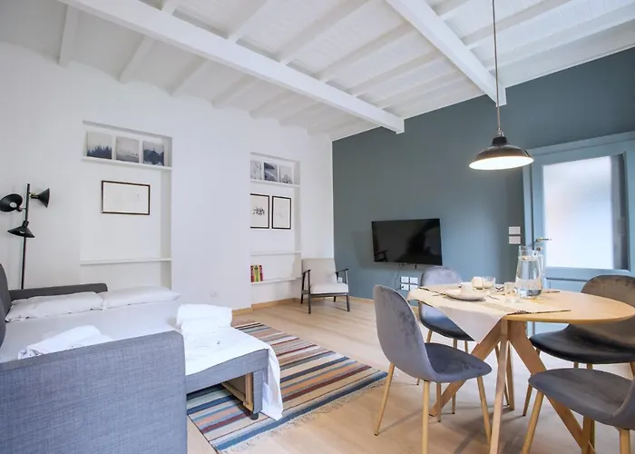 Easylife - - Lanzone 39 - Sant'ambrogio * מילאנו