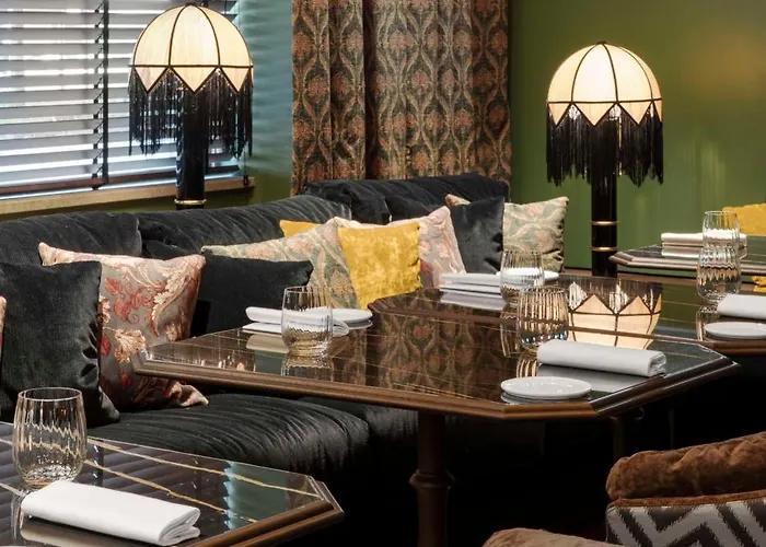 Radisson Collection Hotel, Santa Sofia 5* Μιλάνο