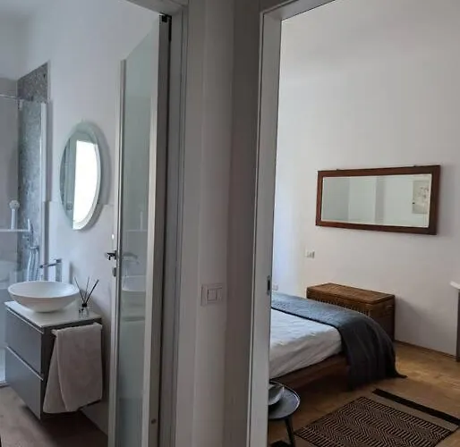 Modern And Comfortable Near The Subway * 밀라노