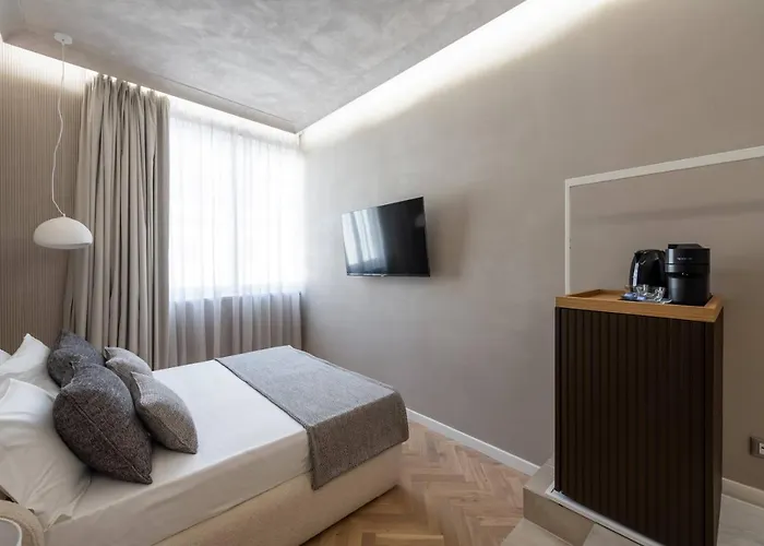 Πανσιόν Duomo Collection