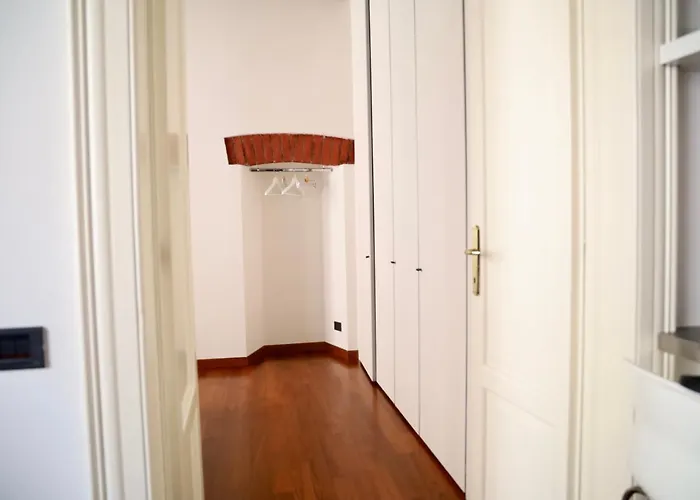 Duca Di Porta Romana, Viaorti * Milán