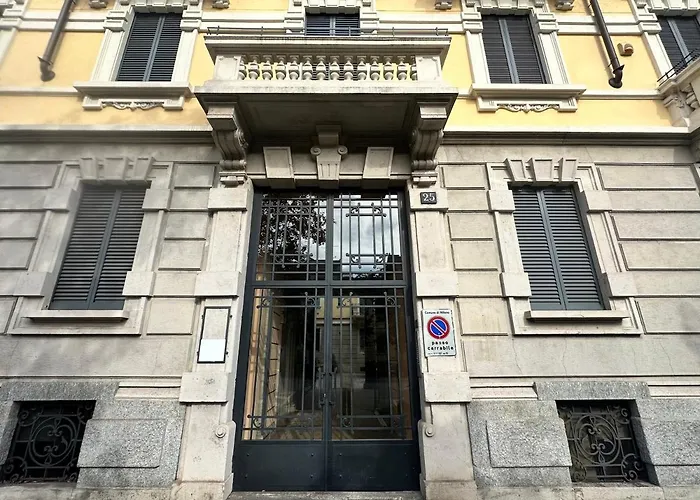 아파트 The Sanctuary *