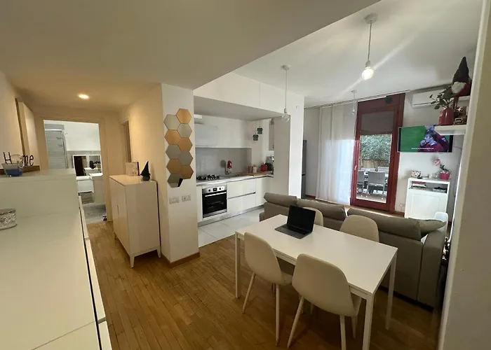 Be-c0 Bicocca Luxury Garden * Milan