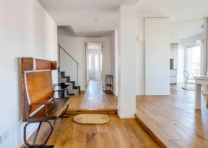 Luvi - Campania Apartament *