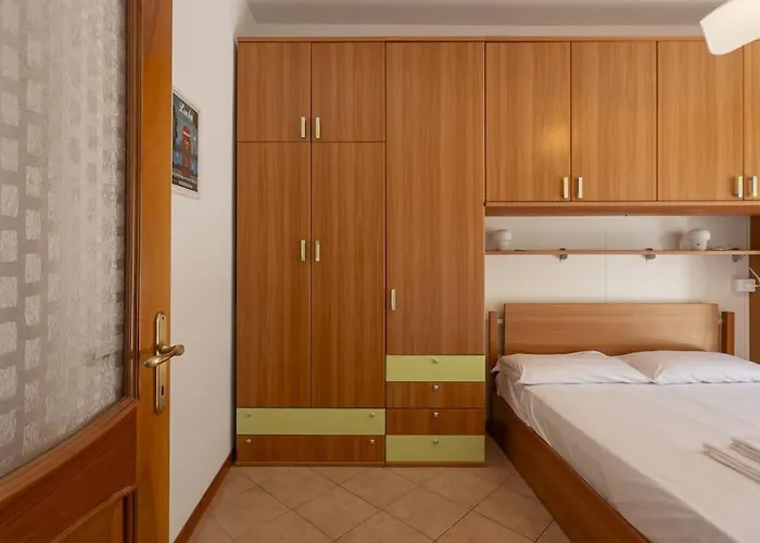 Apartamento Youhosty - Zuretti42 *