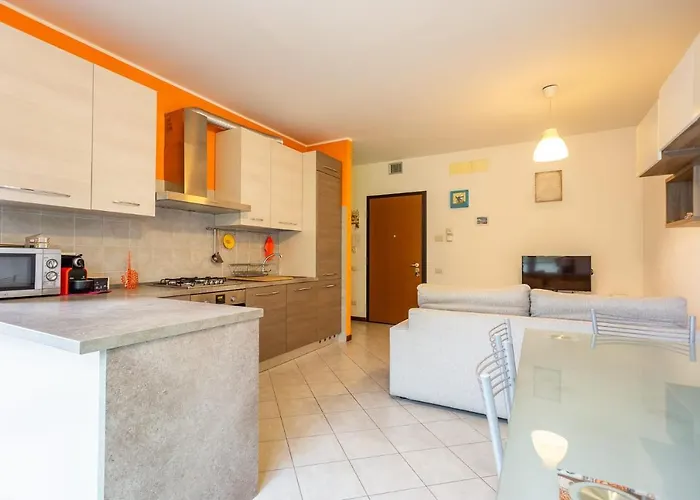 Accogliente Con Terrazzo E Vista Daire Milano