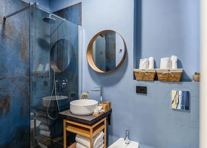 Gold & Platinum Garibaldi Executive *