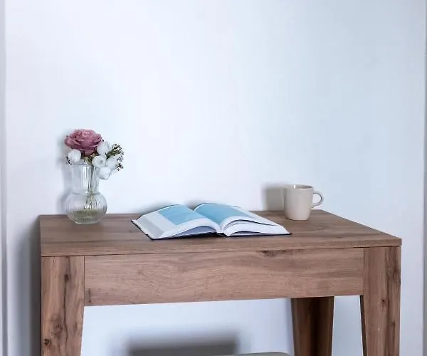 Gaia's Place Апартаменты