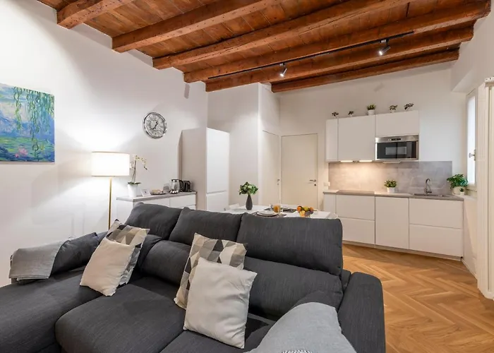 Monte Nero, 62 - Comodo E In Posizione Apartment