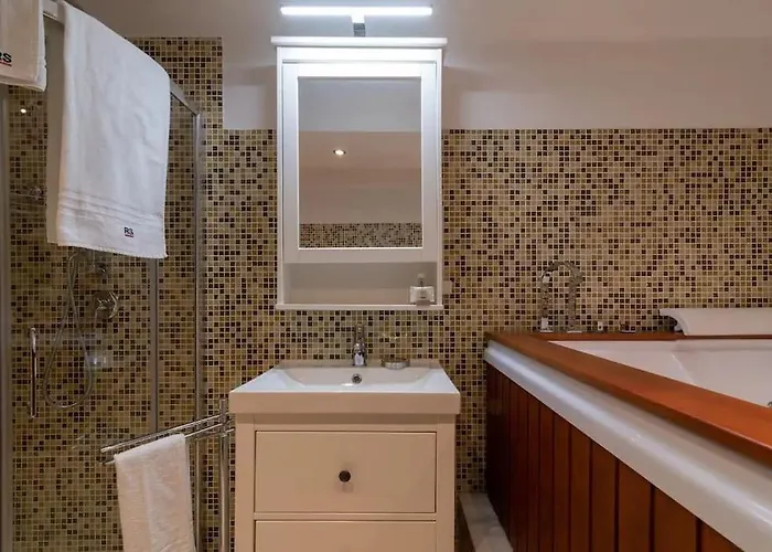 Moscova - Garibaldi Lusso, Sauna E Idromassaggio *