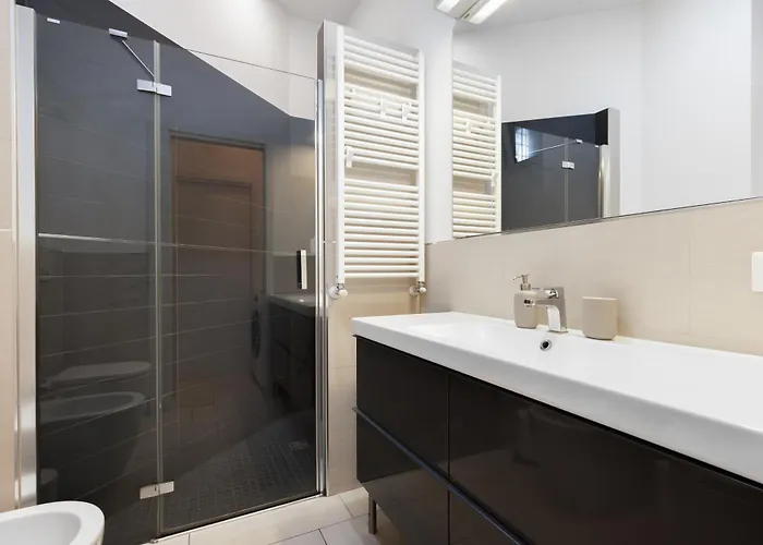 Nam House & Posto Auto Apartment