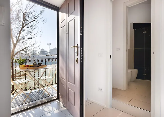 Nam House & Posto Auto Apartment