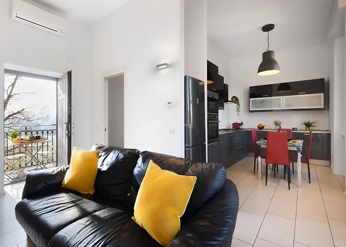 Nam House & Posto Auto