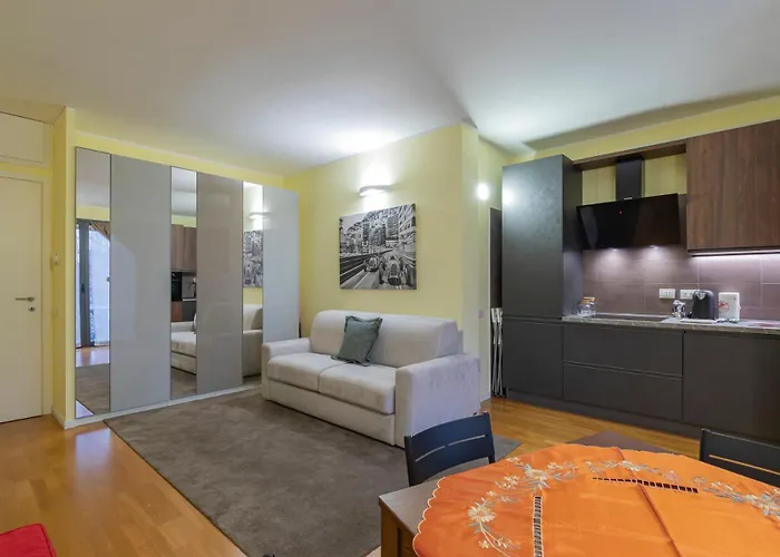 Xenia - Elegant 10 Min From Linate Milano