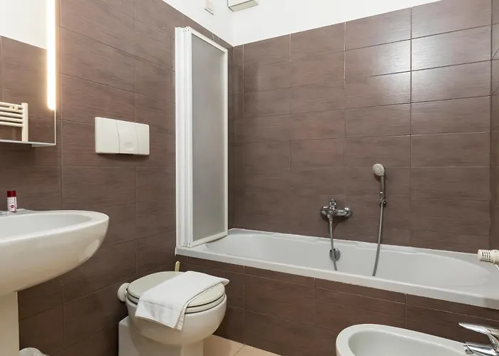 Xenia - Elegant 10 Min From Linate Milano